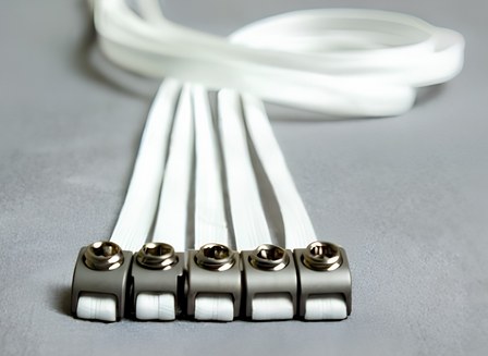 Set of Ortolog sternal closure cables with crimp locks